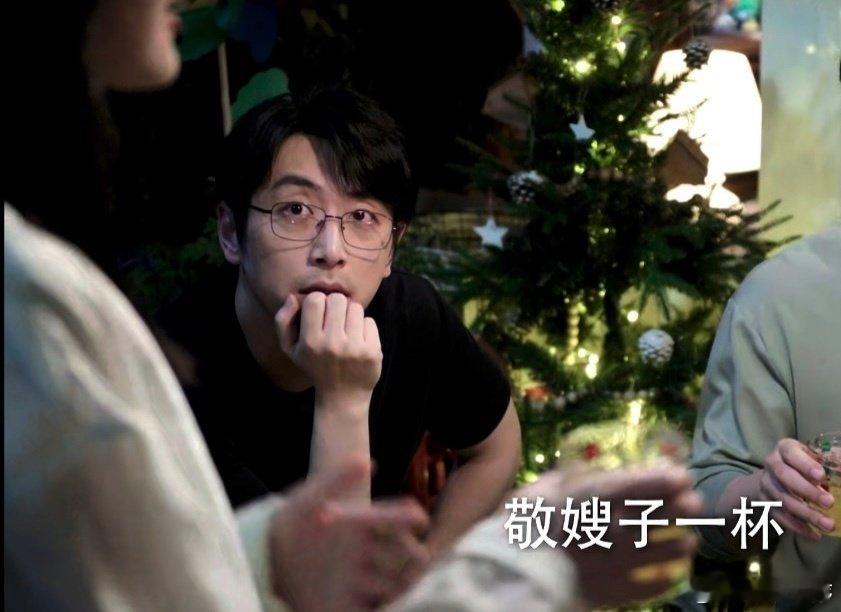 小狗就这样呆呆的看着老婆讲话#仁心俱乐部[超话]##白客秦文彬# ​