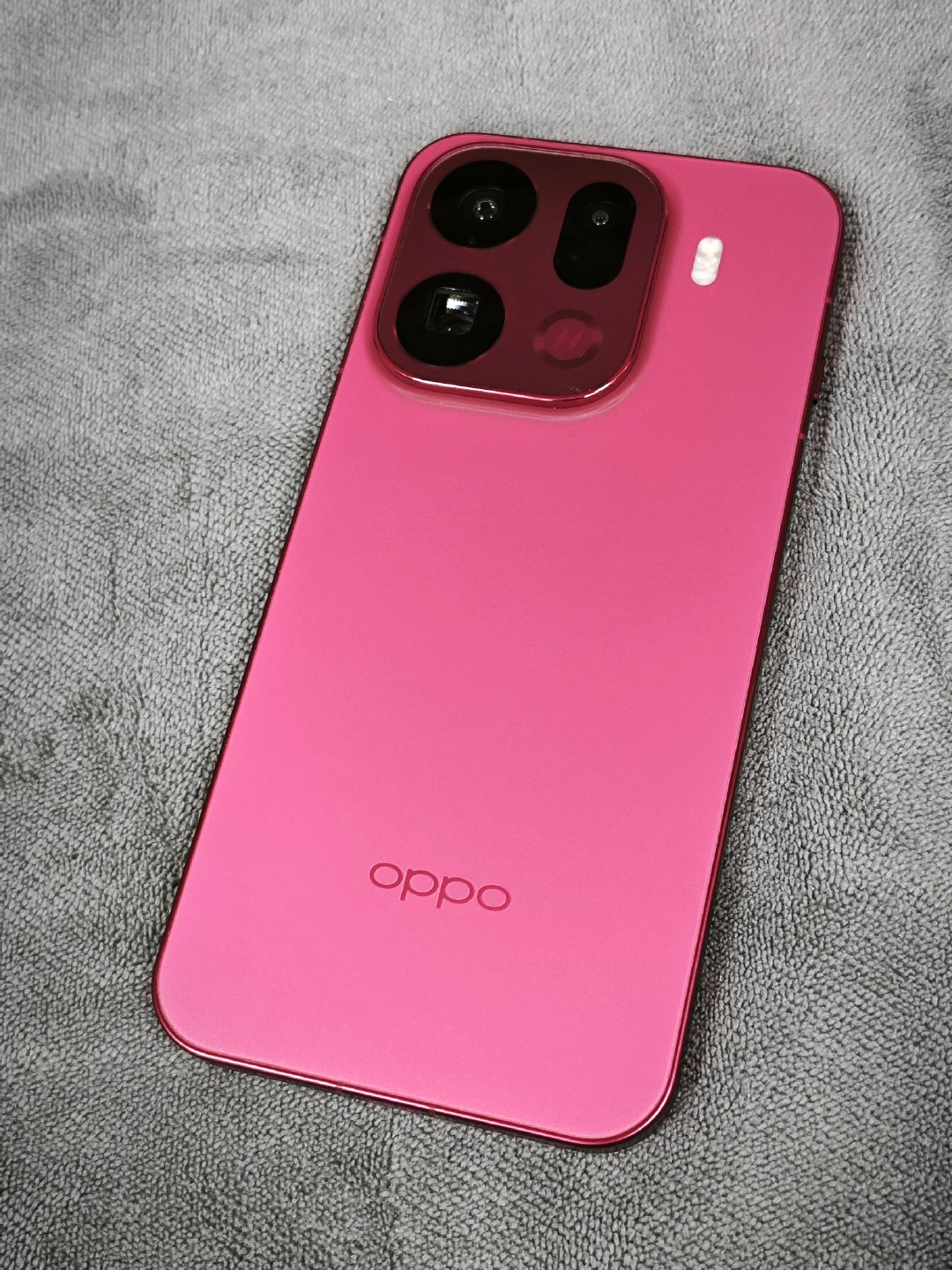 OPPO Find X9 Pro
购买及回收联系方式见图 ​
