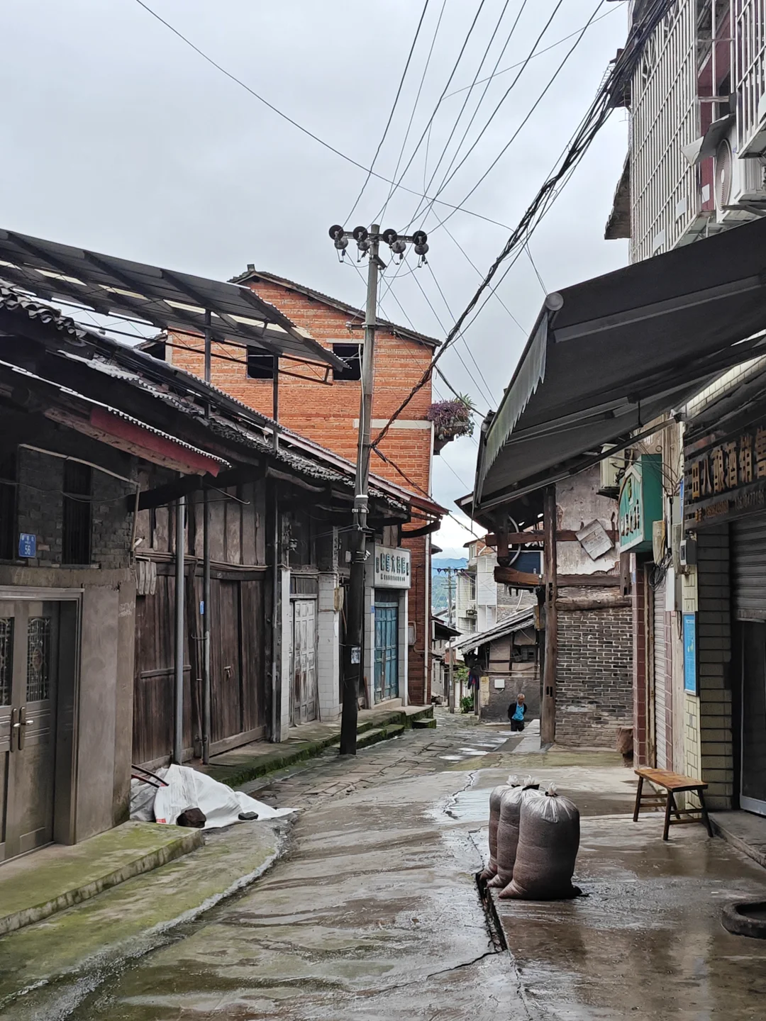 巴南区最北端的小镇(citywalk380)