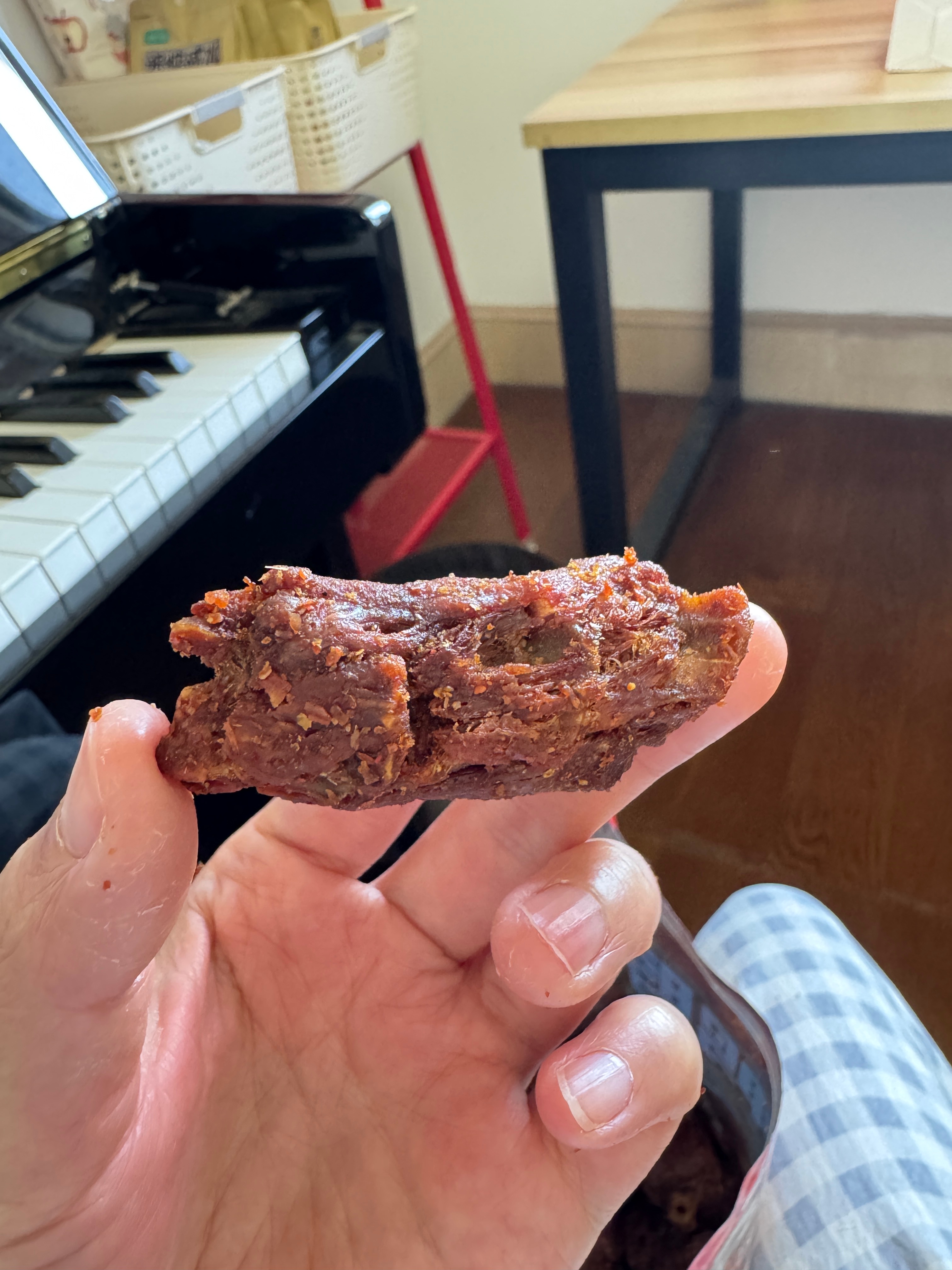 开始品尝我的美味鸭脖！短保8天，一定一袋吃完再买一袋，不要一下买太多哦！ ​​​