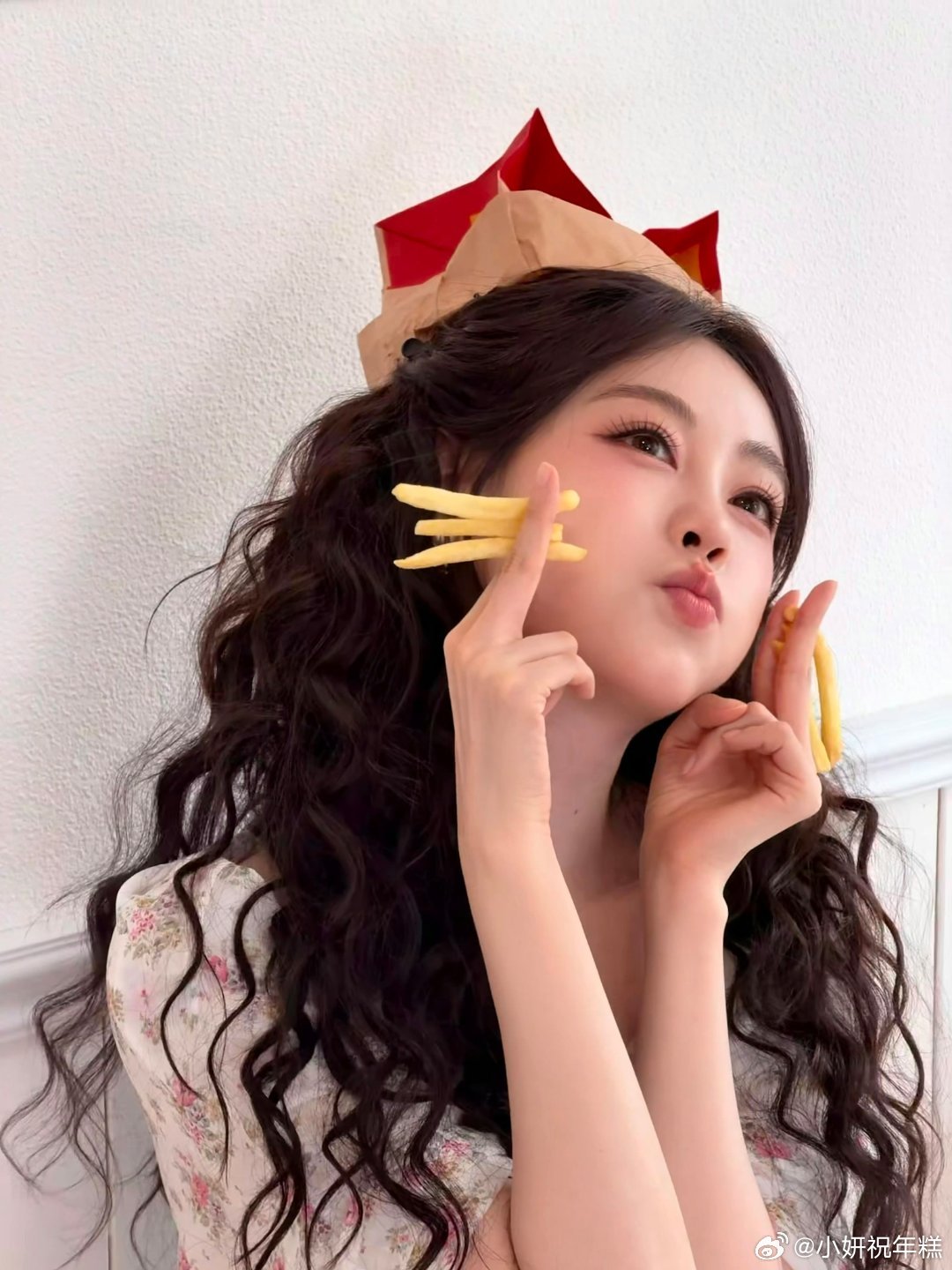 #祝绪丹[超话]# zxd #祝绪丹# zxd #祝祝祝天天开心# 

这个麦当劳薯条小猫小老祝，怎么可以这么可爱，简直就萌到我心里了，谁不喜欢这么萌的小老祝呢[送花花][送花花][送花花]

​