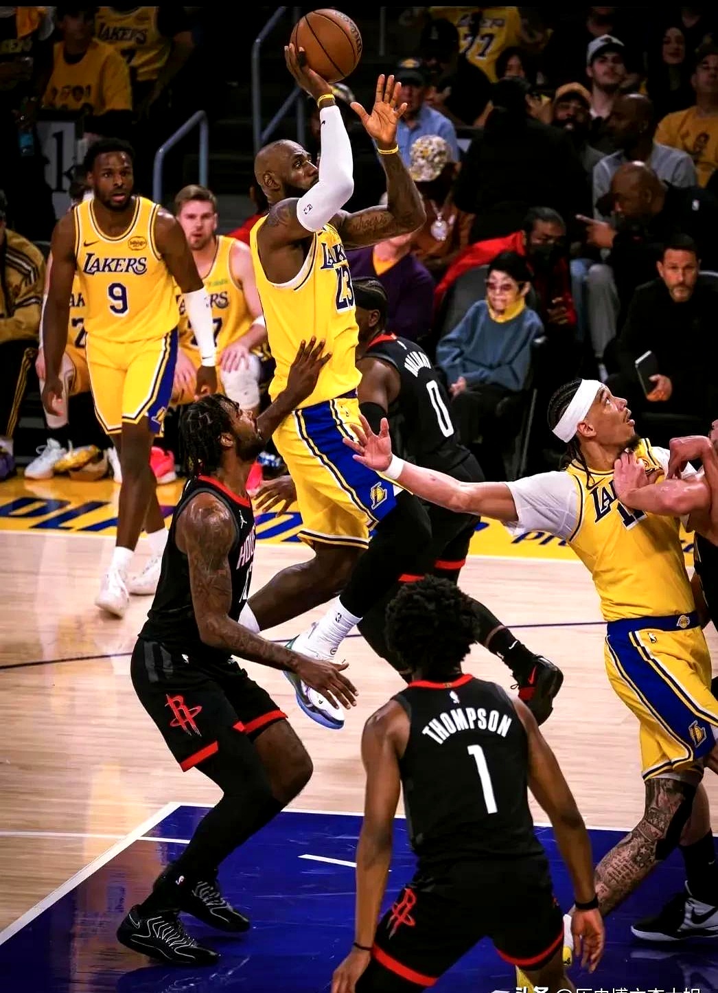 第一眼看湖人名单，很多人都懵了：年龄大、状态飘忽、都是被打上标签的角色...