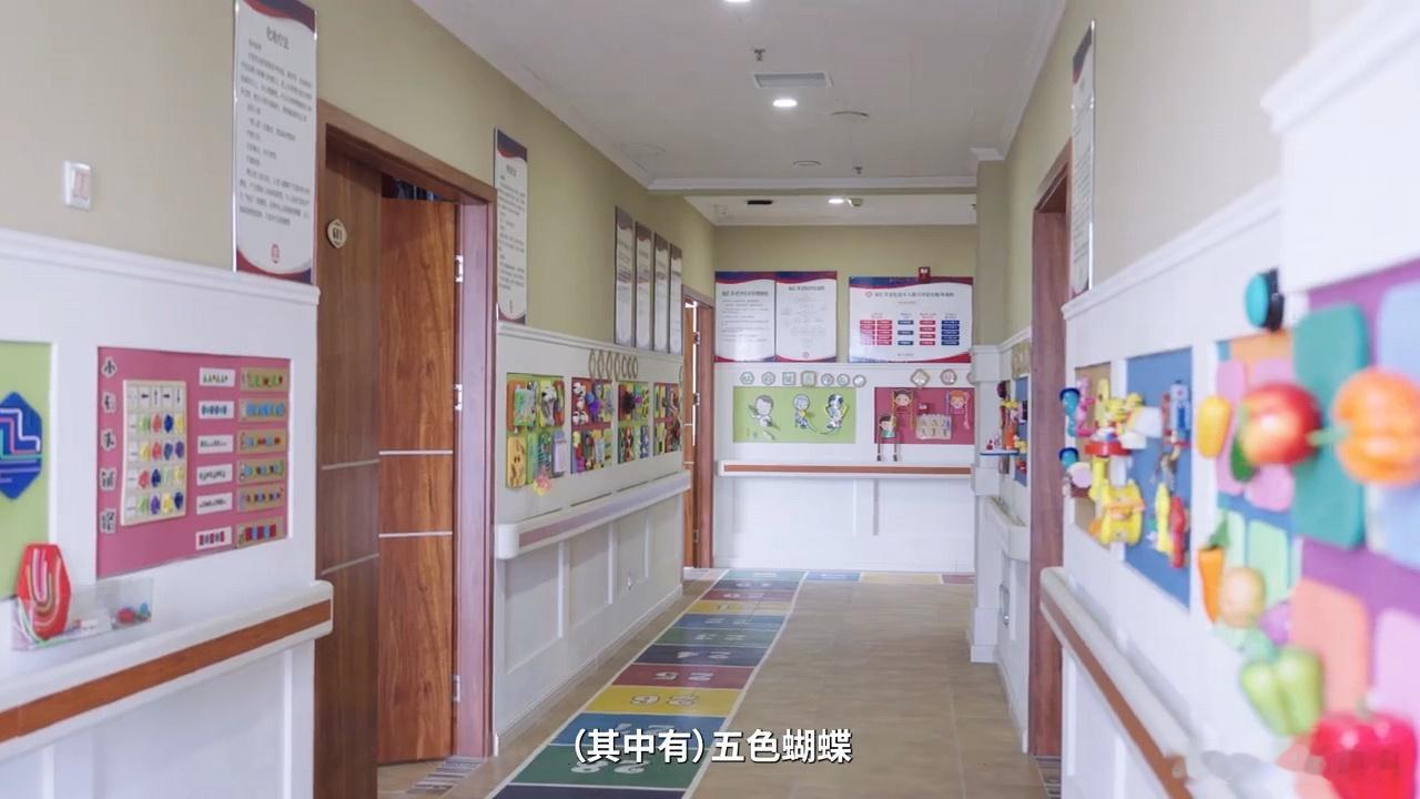 很多人把养老护理看成“伺候人”，可你真去了解会发现，翻身拍背要懂力学...