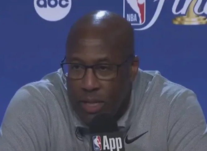 布朗：常规赛是为了找到节奏，以便为一年中这时候做好准备  今日NBA总...