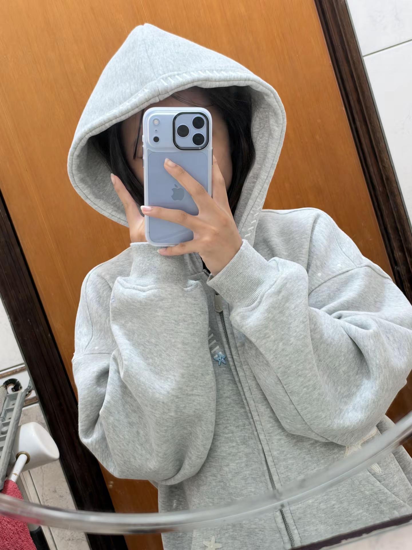 严肃购入iPhone18promax.冰川蓝真的谁不买谁后悔喜提爱机