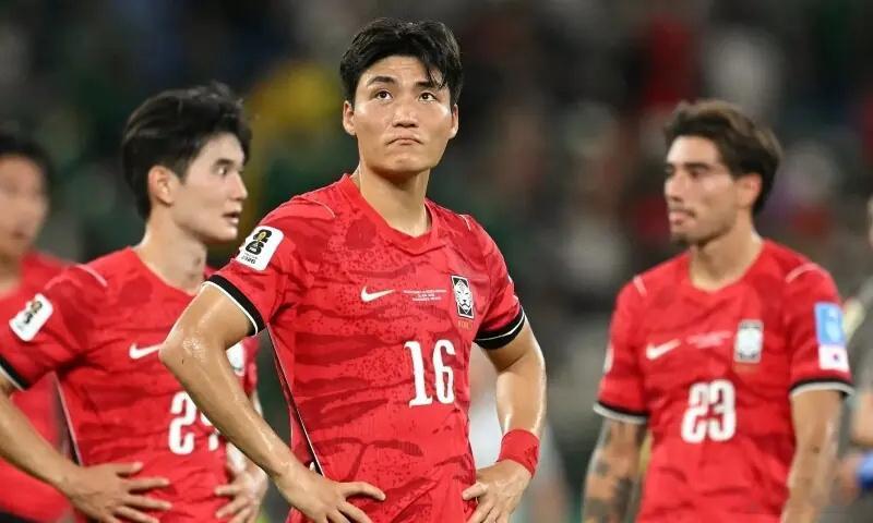 小组赛爆冷出局！韩国足坛掀起改革浪潮  主帅辞职高层面临全员洗牌。 不...