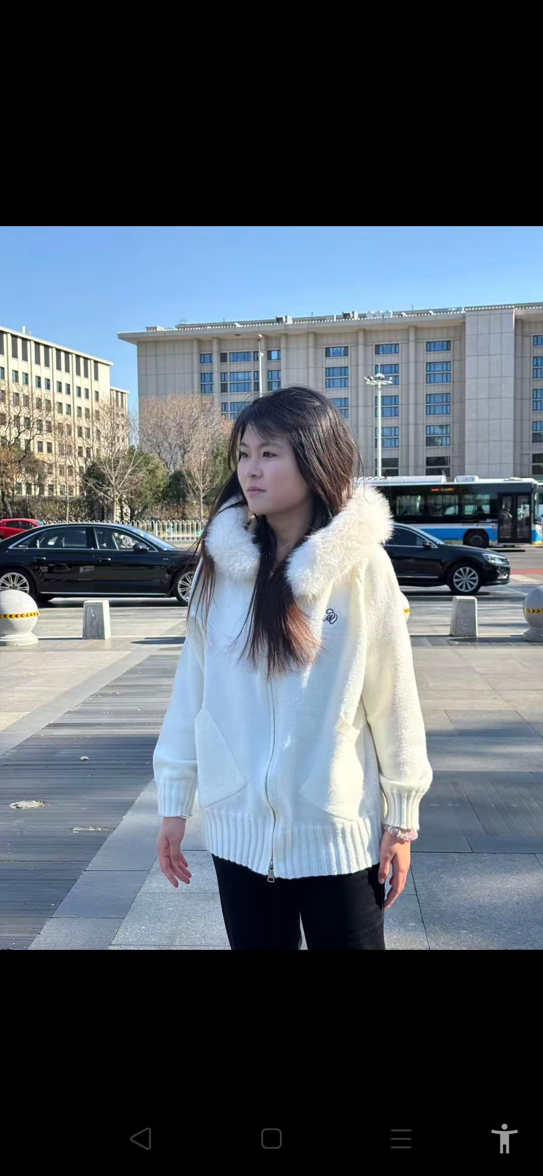 <p>街拍小姐姐穿搭秀 <!--{img:0}--></p><img ...