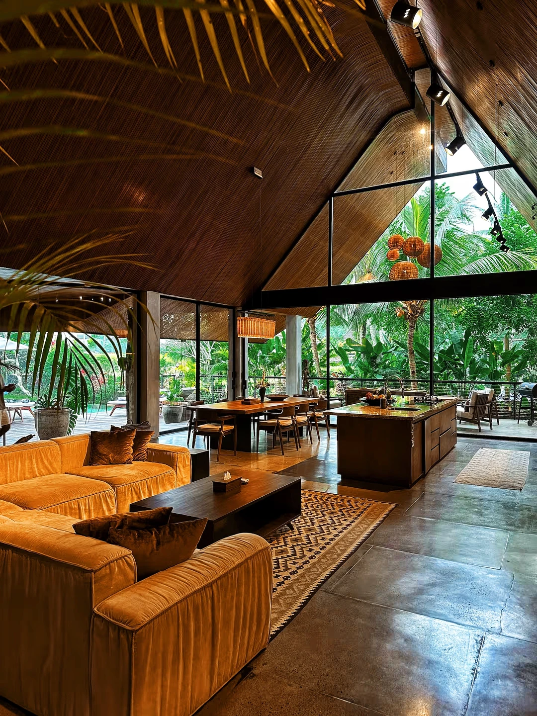 巴厘岛真的不缺人生villa，这家更是美到失语