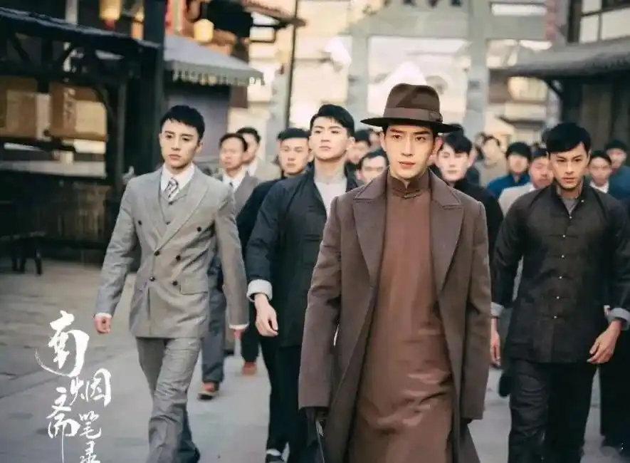 井柏然当年有多红？与刘亦菲演情侣，李荣浩、魏大勋排队与他演兄弟 ​