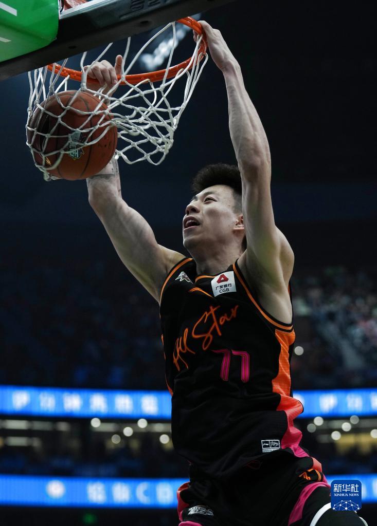 郭艾伦被骗，好像很多人都幸灾乐祸，其实我不同意这种看法。 郭艾伦身家也...