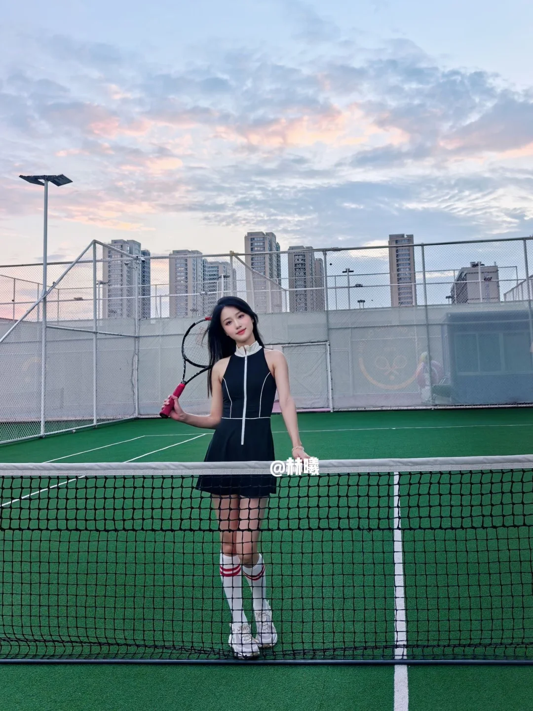 网球暴汗后的快乐，是喜力450ml给的🎾