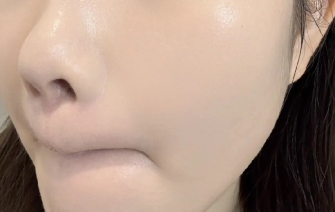 韩国oliveyoung买到超好用的卡粉溶解剂