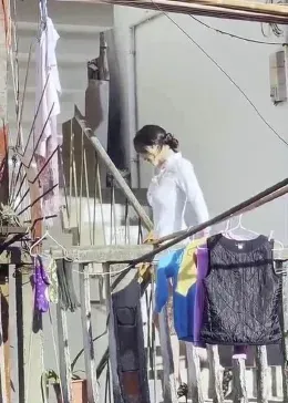 考研租屋奇遇记：隔壁小姐姐的“不拉窗帘”，治好了我的拖延症！  这事儿...