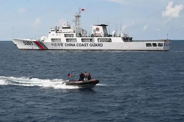 随意攻击我海警
  必将付出代价
   2026.10.9
南海沧波护禹疆，
岛