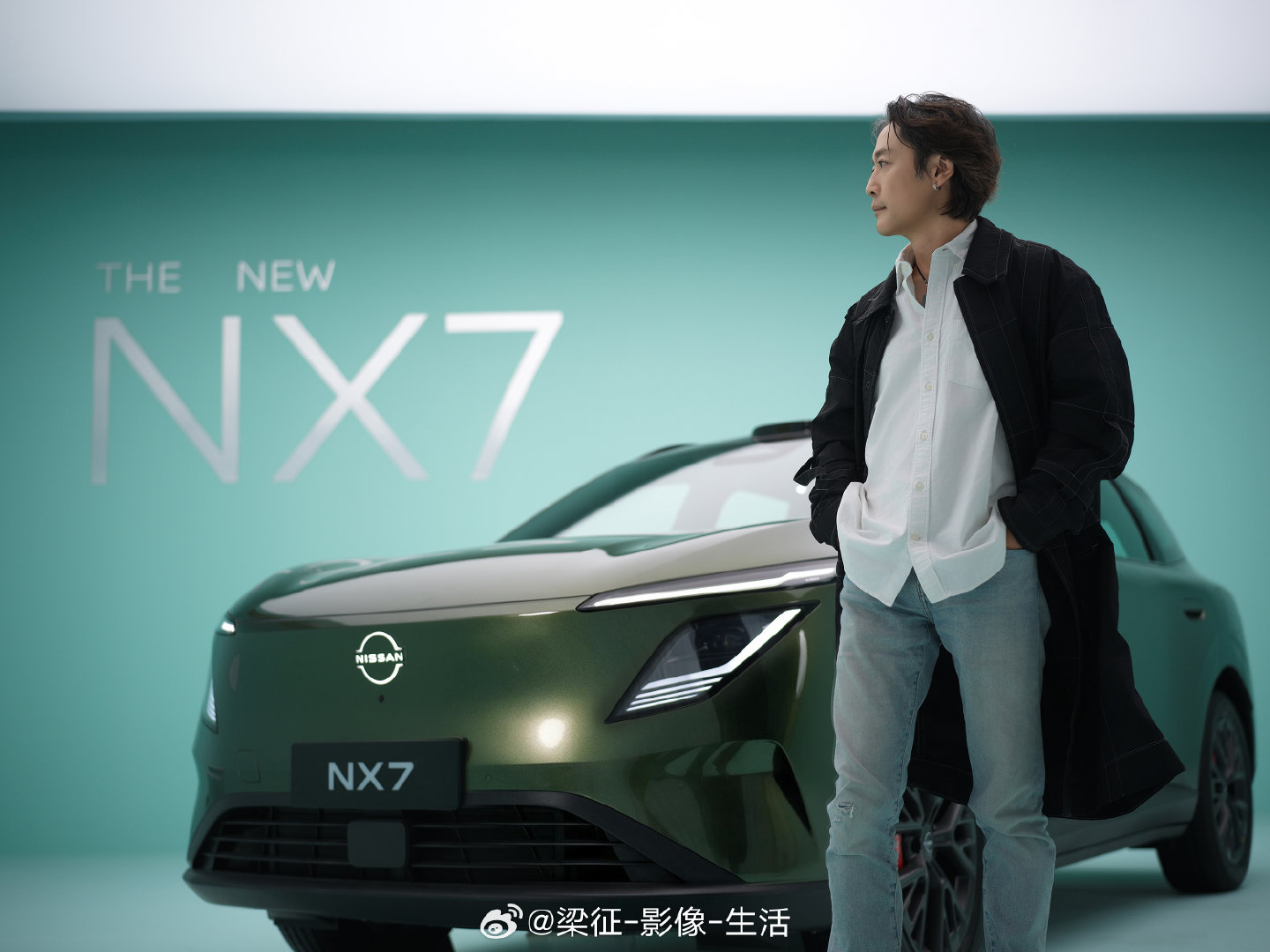 一直偏爱绿色的车，这次这款有点不同
#年轻人的时尚搭子东风日产NX7来了##东风日产NX7# ​