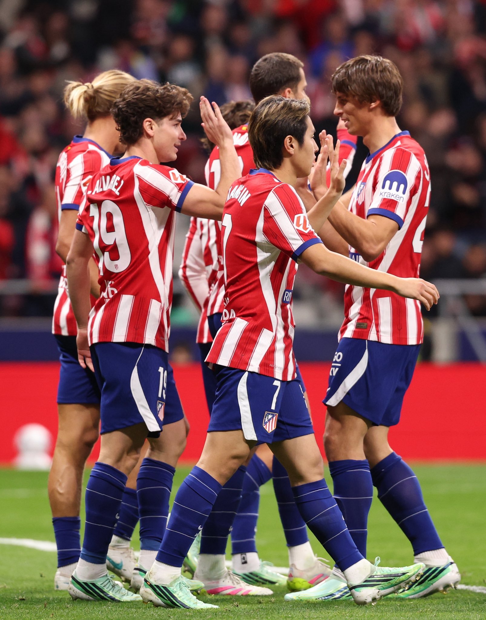 马竞1-0战胜拉科鲁尼亚，阿尔瓦雷斯打进制胜球，西蒙尼谈到阿尔瓦雷斯赛后道歉

“我非常尊重那些请求原谅的人，因为请求原谅并不容易。我为胡利安感到高兴，他现在心里肯定会平静得多。他之所以这么说，是因为他是发自内心的。

我们非常需要他。如果俱乐部想达到球迷梦想中的高度，我们就需要胡利安 ​