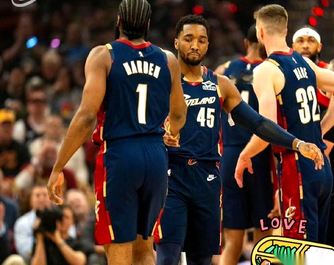 猛龙126比104大胜骑士，季后赛大比分扳成1比2。 很多球迷还在纠结...