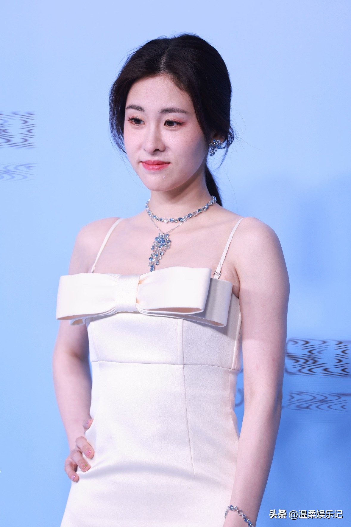 张碧晨好美！