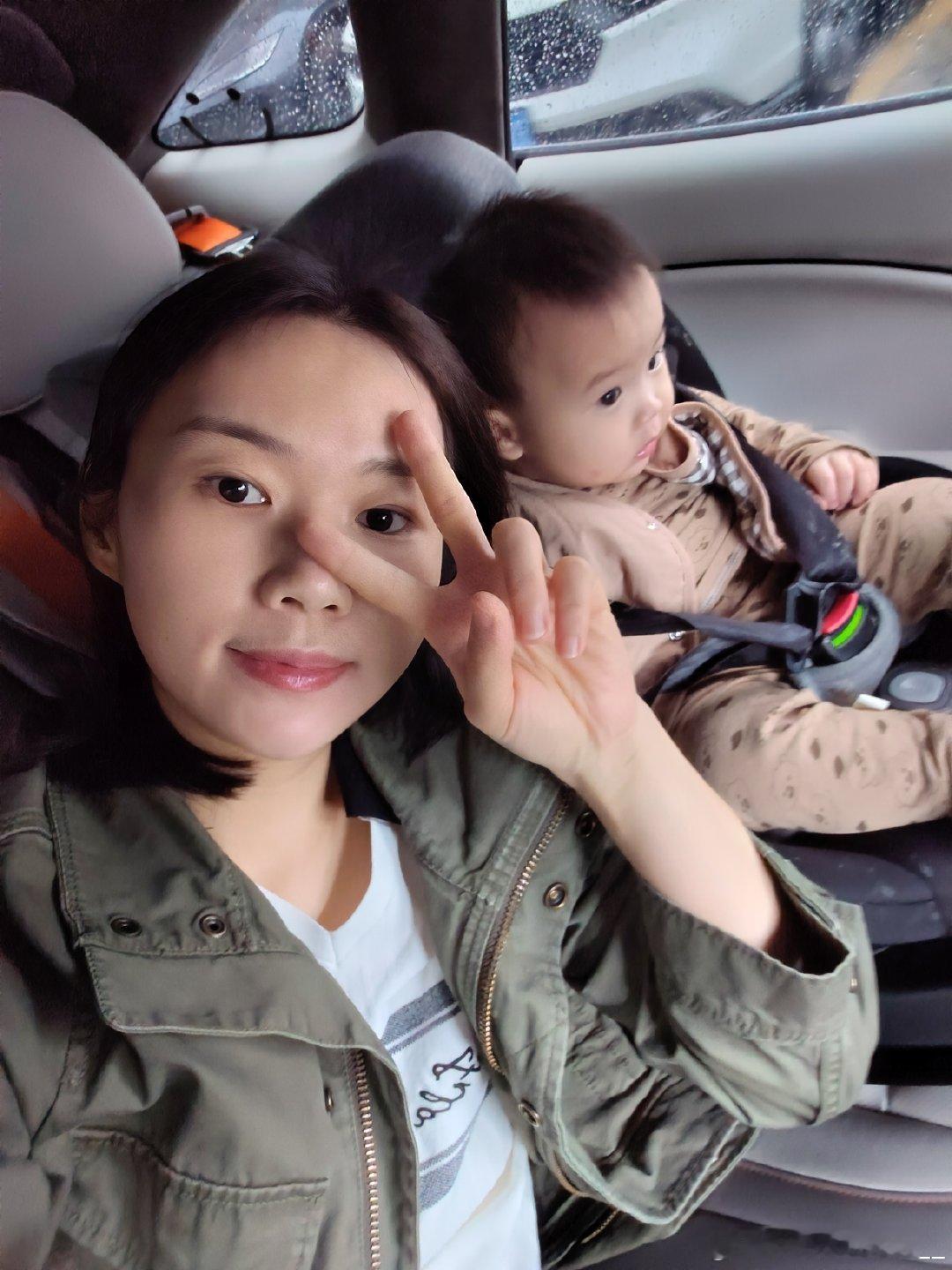 10.4 假期已过半
换了个手机 
为儿子准备的折叠屏被他砸了屏
一年期阵亡 抵了250
智商税无误了 ​