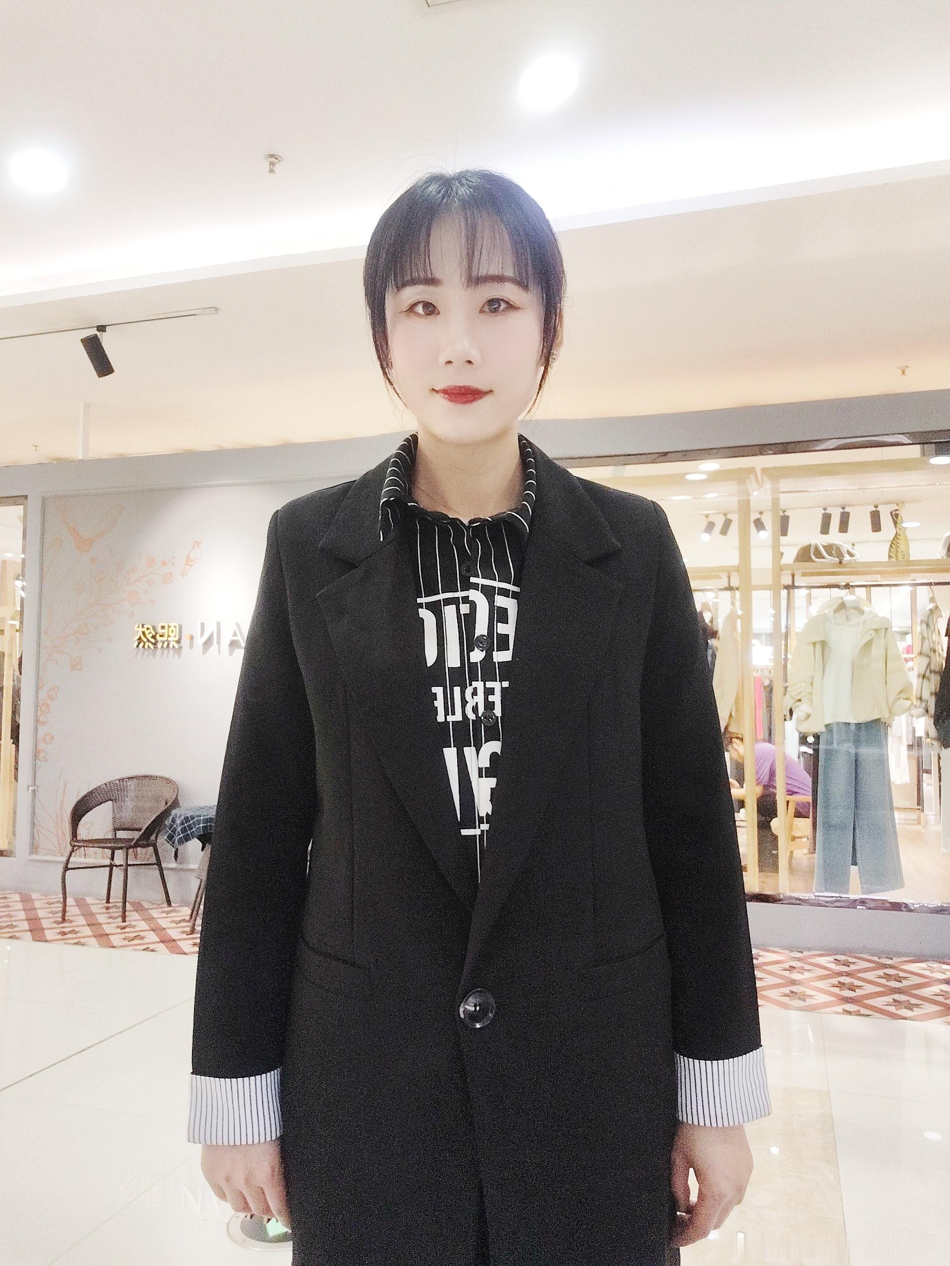 9月19日，下午时在江南欧亚商城里面的自拍照📸