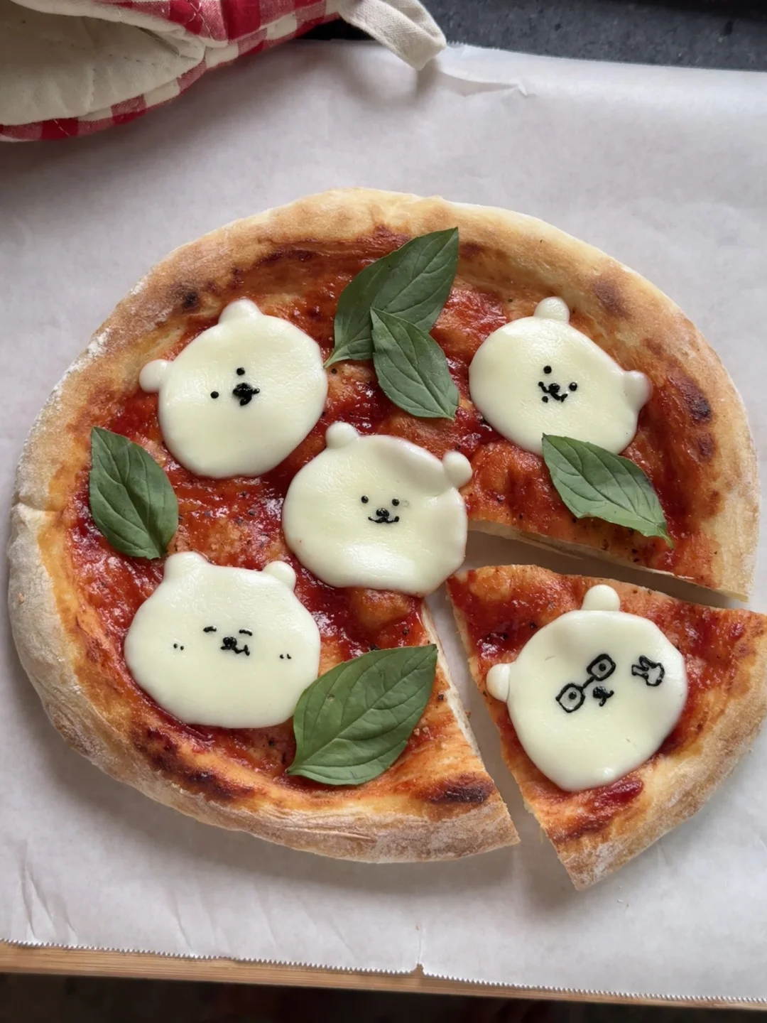 自嘲熊玛格丽特披萨🍕