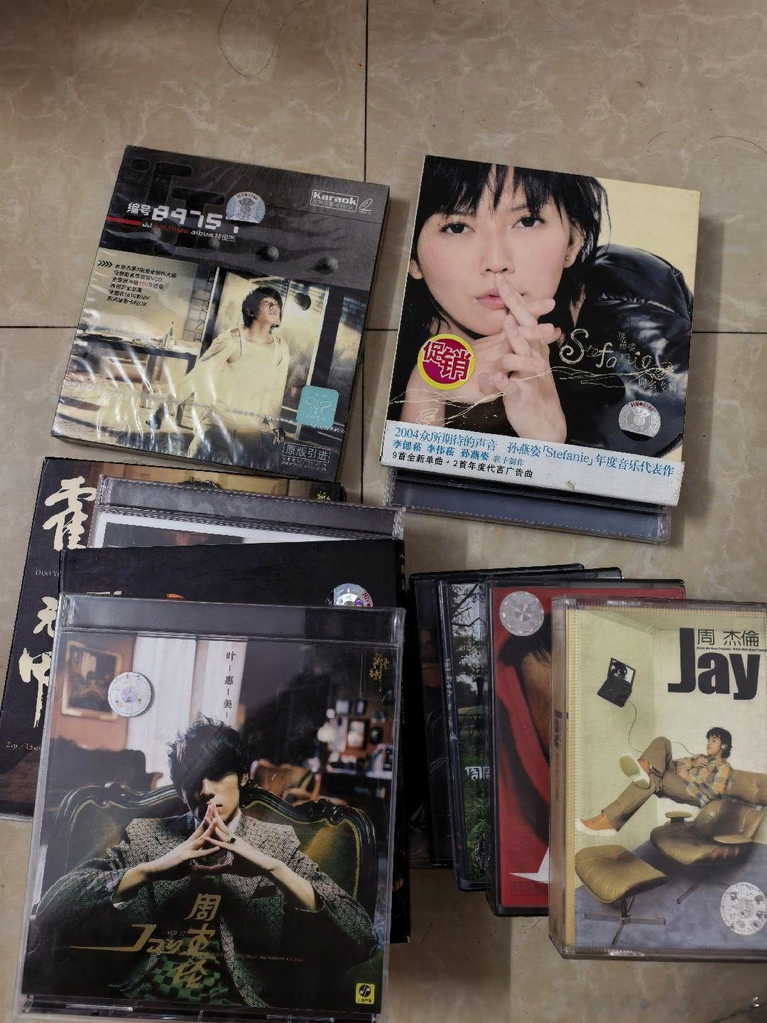 青春时代的回忆啊…从周杰伦的第一张专辑开始 ​