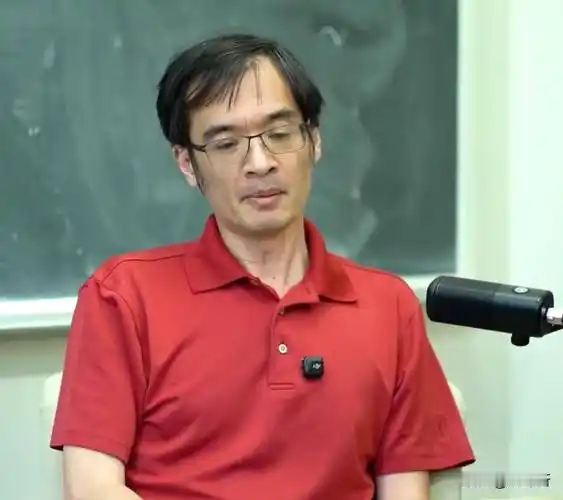 说句不中听的大实话：陶哲轩带头抵制OpenAI，说数学界迎来了末日浩劫，可能真的错了！ 
 
就在顶尖数学家痛骂AI用700篇天书摧毁人类智力时，图灵奖得主杨立昆却冷笑：恰恰相反，数学正迎来新时代！ 
 
船的发明降低了游泳的重要性，却让我们发现了新大陆。 
 
这碗水，到底哪边端得平？ 
 
先说