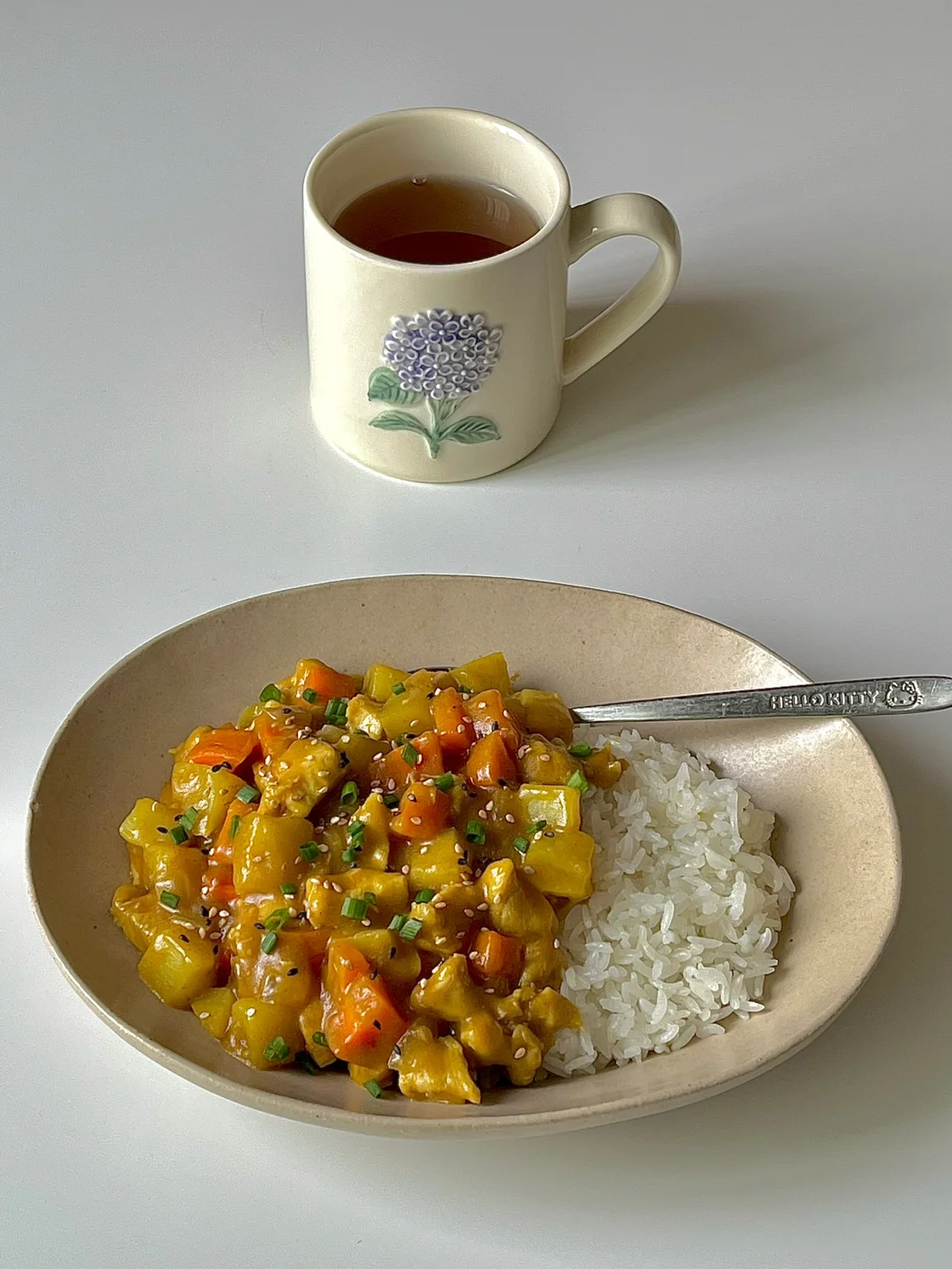 ☀️周末的早午餐｜巨下饭的咖喱鸡肉盖饭🍛