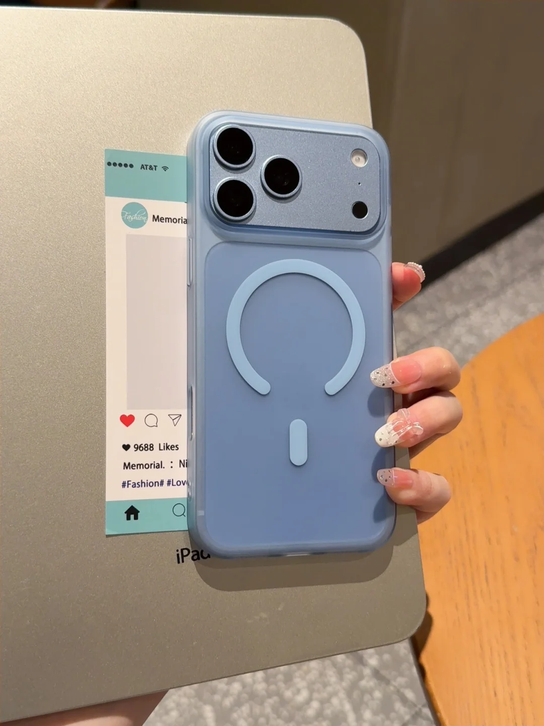 期待iPhone18promax远峰蓝～