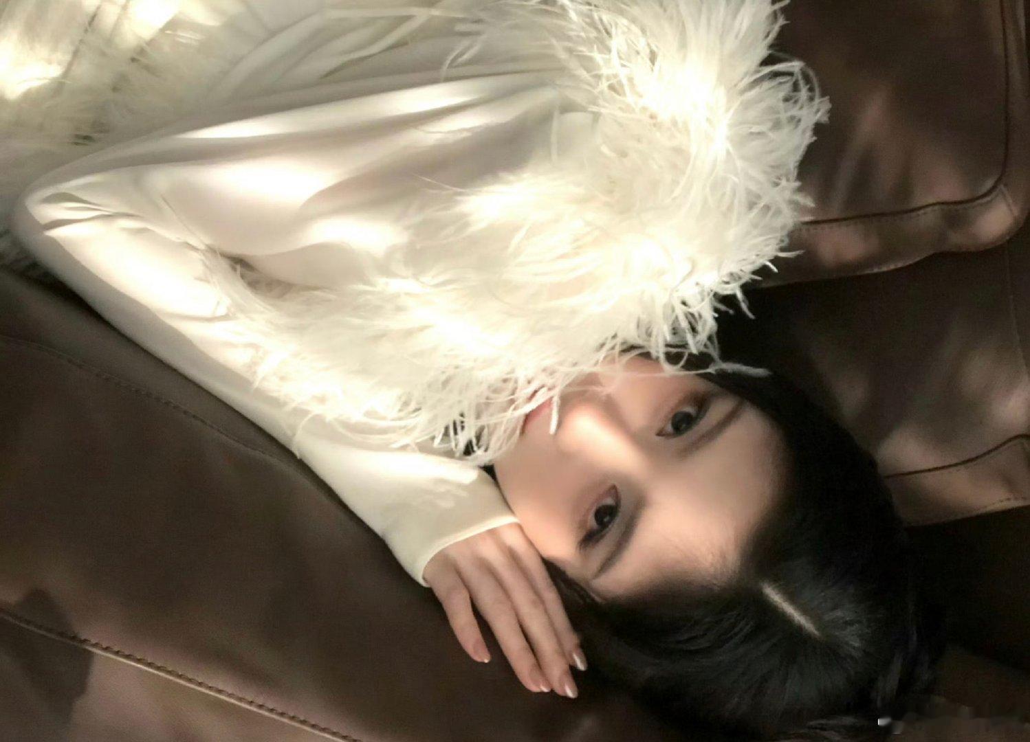 #鞠婧祎[超话]# jjy#鞠婧祎满月之下请相爱#jjy#鞠婧祎雷初夏#

高德地图已卸载，我找到了我的全世界

​