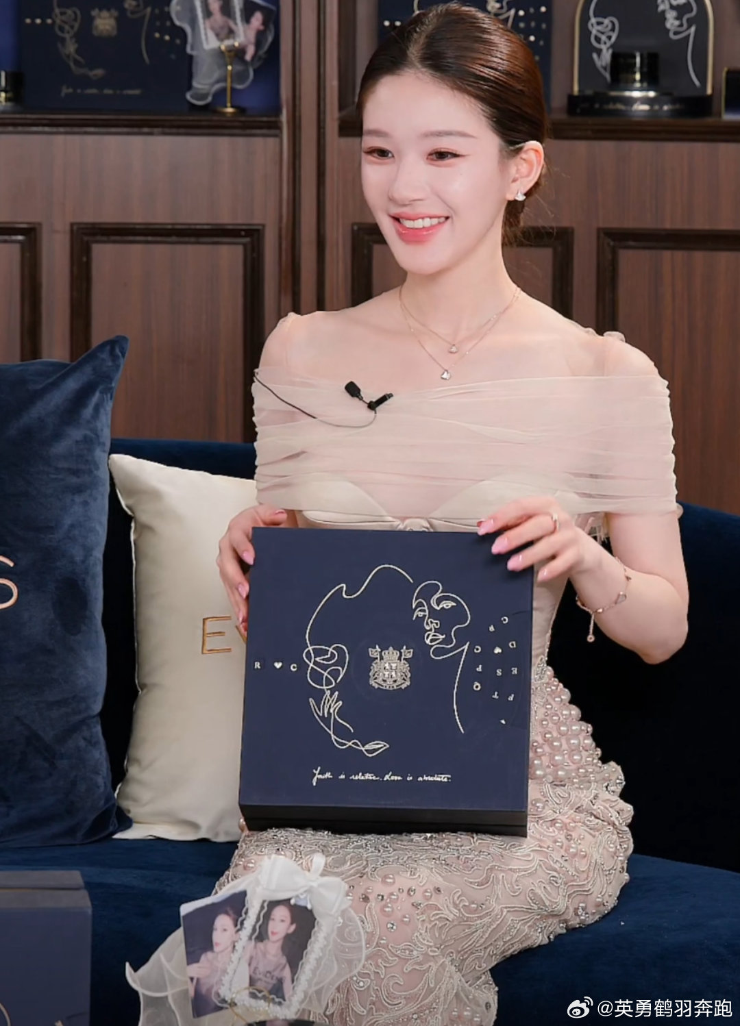 #赵露思[超话]#今日铲除你可以是任何 ，宝贝，你的身后有很多可露丽 ​