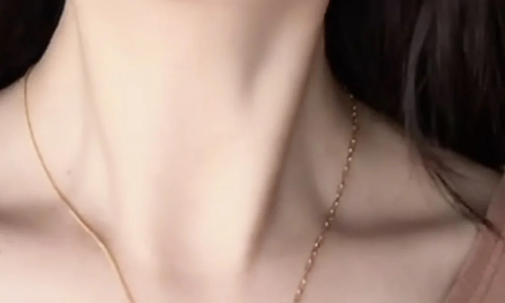 强推一个韩国的颈纹闭合剂