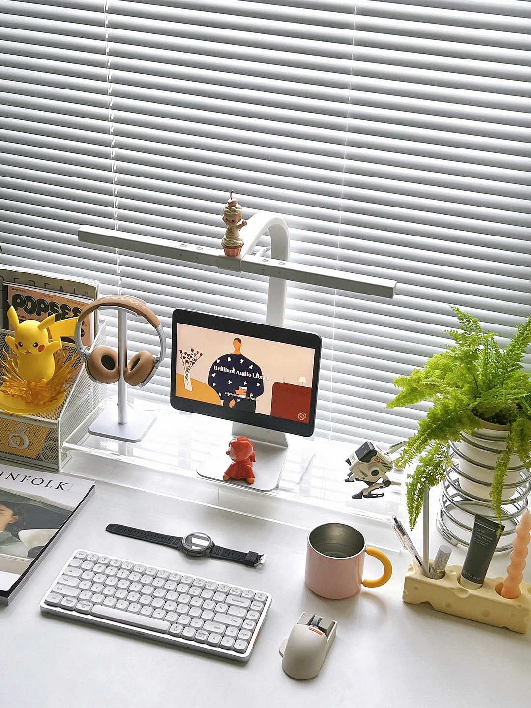 书桌日常｜打工人氛围感拉满的ins风书桌