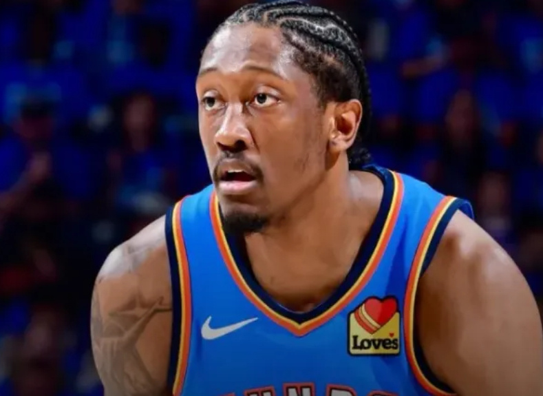 杰威谈复出：我很高兴自己敢于去做动作，接下来要延续状态  今天NBA季...