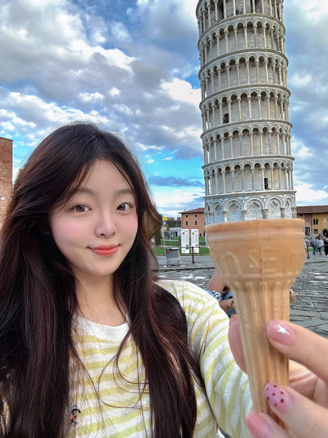 请你们吃比萨雪糕🍦✌🏻