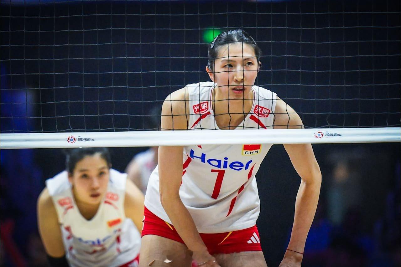 吴梦洁3局26分
41扣23中2失误被拦，1拦2发

#中国女排vs日本女排##中国女排亚运会三连冠##中国女排亚运会金牌# ​