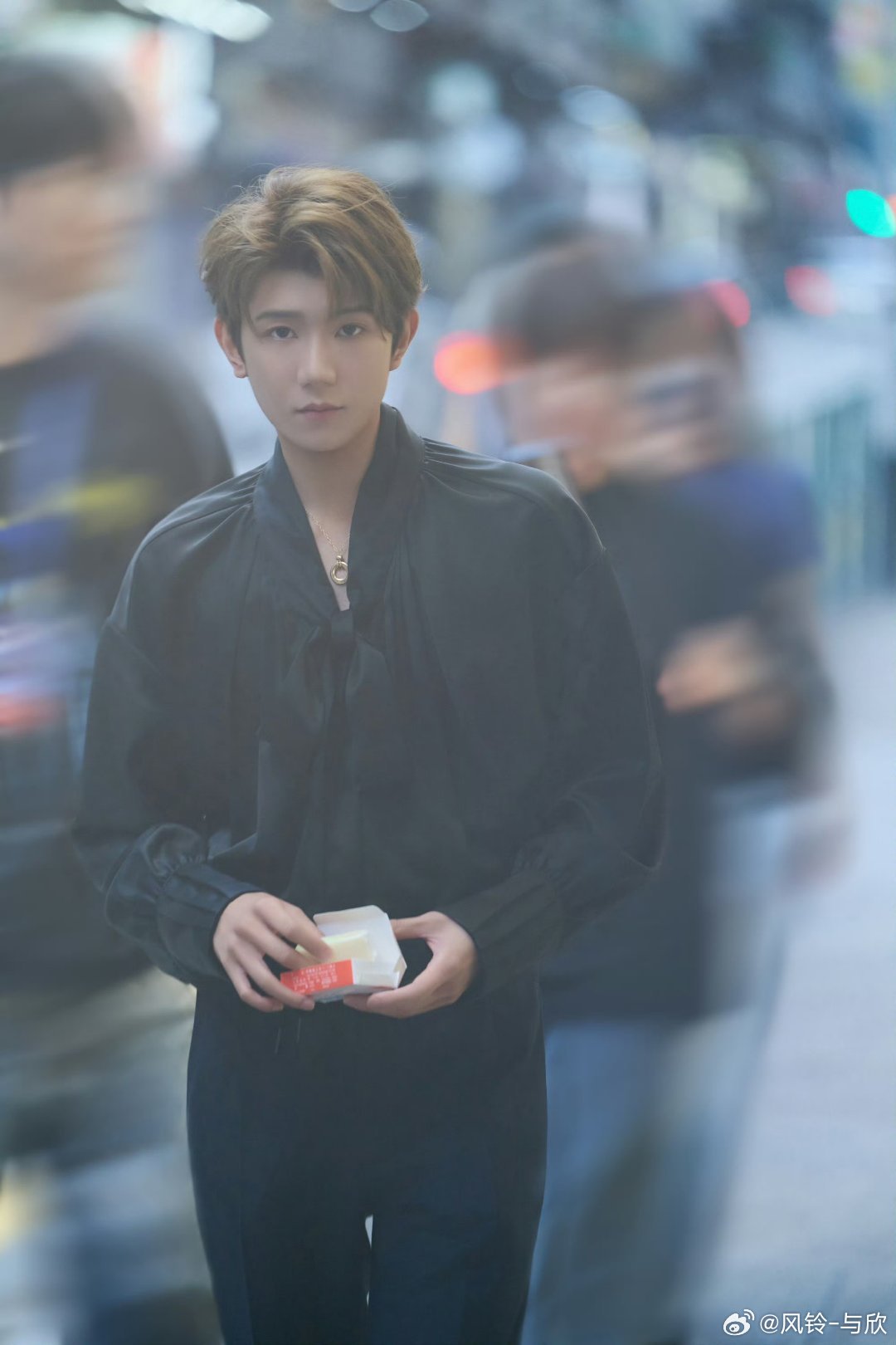 #王源[超话]#七夕快乐哥哥 ​