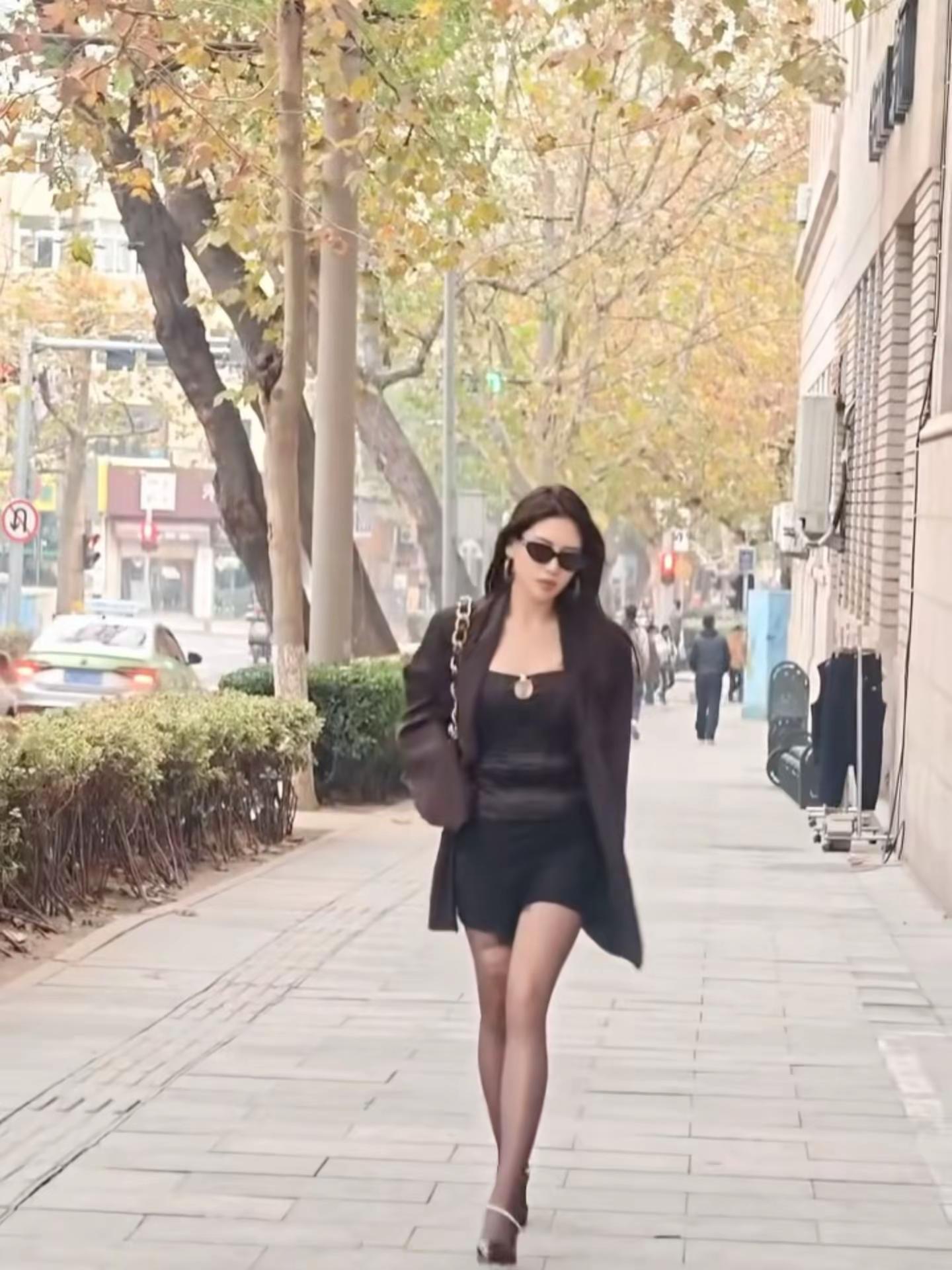 乖我不允许你比我高冷