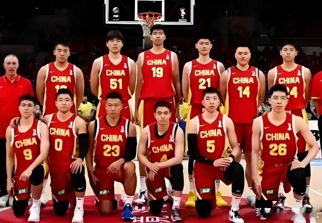 胡明轩回归+王俊杰入队，中国男篮佛山热身首战藏着多少杀手锏？ ​
