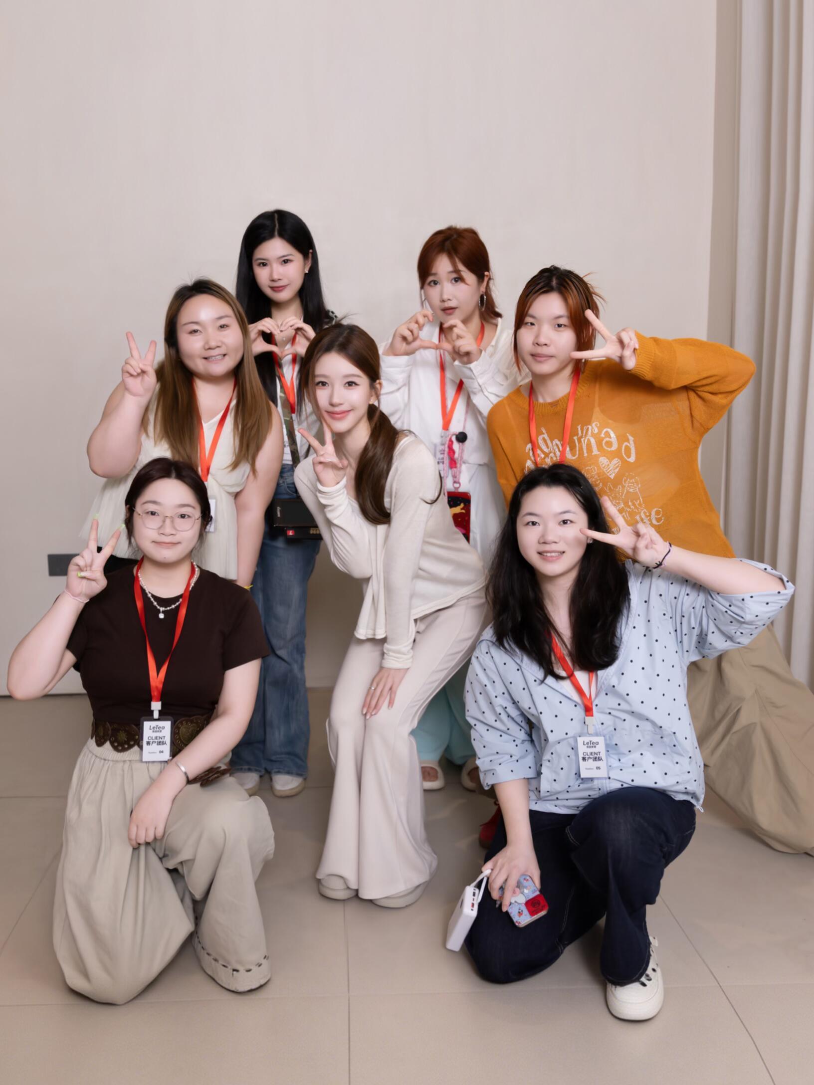 [超话]  露思和乐品乐茶背后的女子力💪🏻  乐品乐茶是一家女性占...