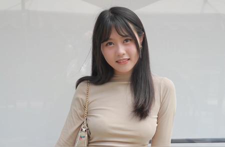 街头偶遇神仙姐姐！颜值身材双在线太吸睛   救命！今天逛街随手拍，居然...