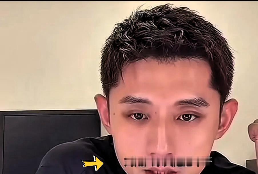 张继科被问“怎么看刘翔”，他的回答，打了多少爱嚼舌根的人的脸？

直播里有人问张继科怎么评价刘翔。
他没绕弯子，也没蹭话题，直接说：刘翔是奥运冠军，是拿过奥运冠军的英雄。至于别的，我不了解，不能胡说。我不会去关心人家的私生活，或者别的事情。拿荣誉、做贡献，肯定了不起。

这话一出，格局就出来了。