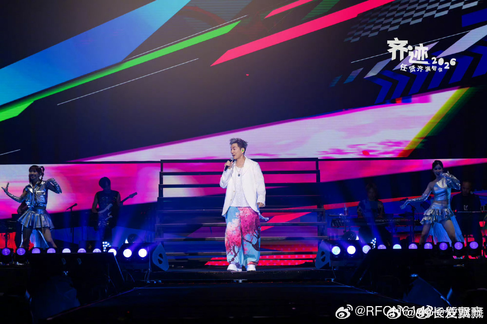 #任贤齐的小齐家族[超话]# 喜欢这个裤子 ​