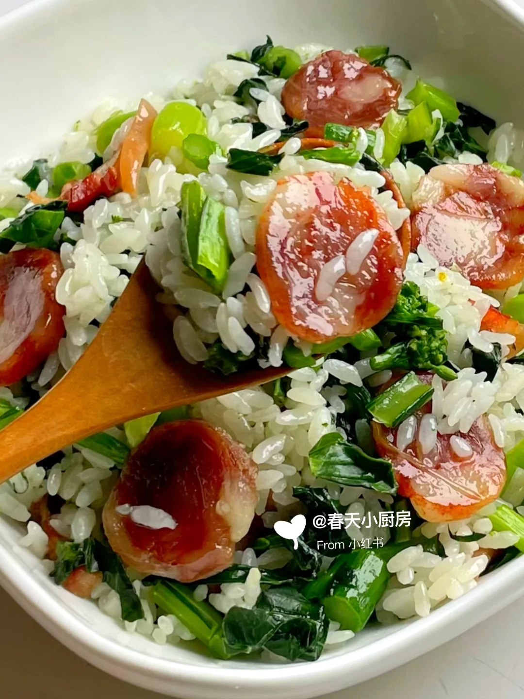 连吃三碗还想吃的菜苔咸肉腊肠菜饭，太香了