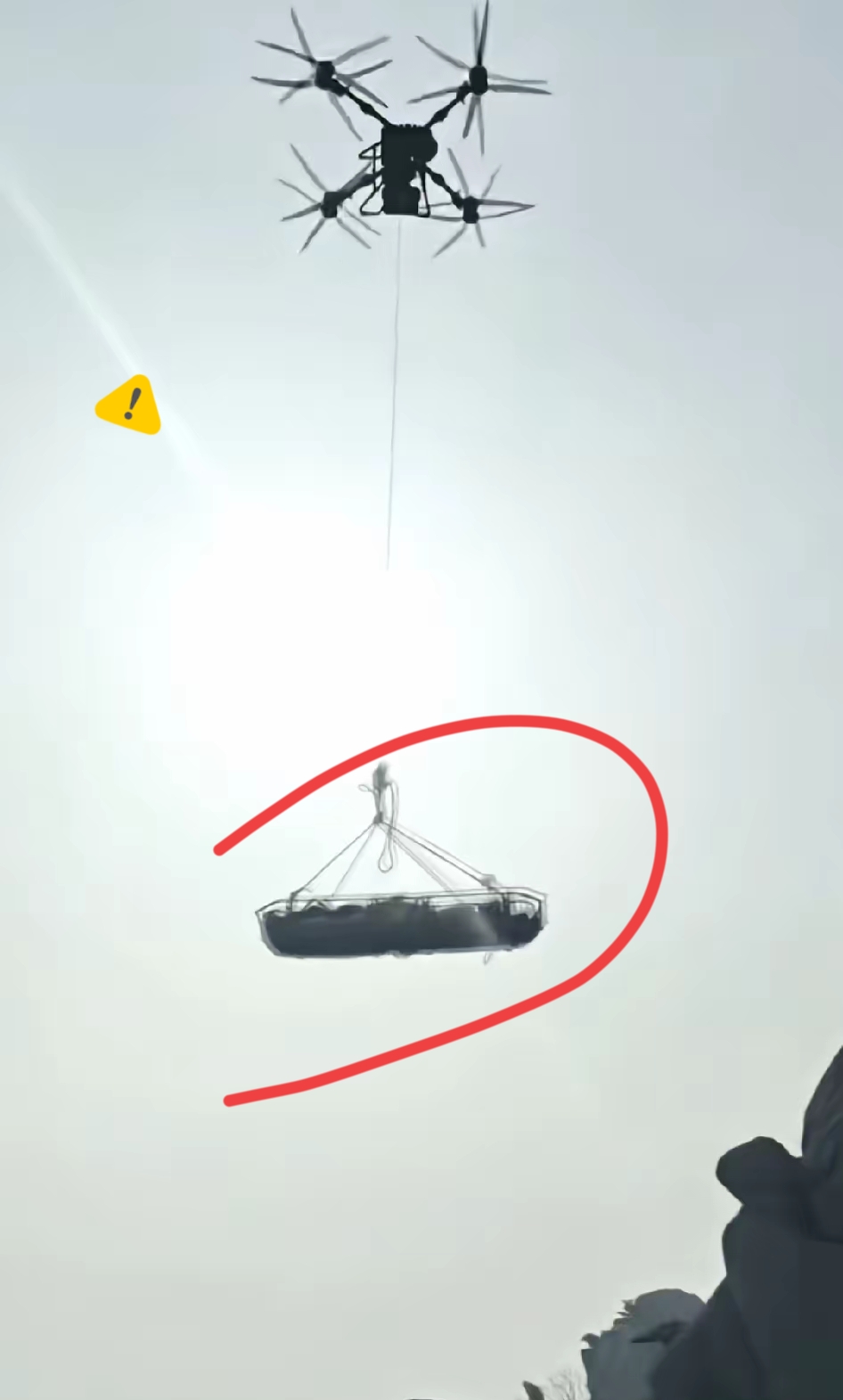 崂山坠崖的悲剧真让人脊背发凉！网红博主“涛哥”刚回怼完网友“年纪轻轻就...