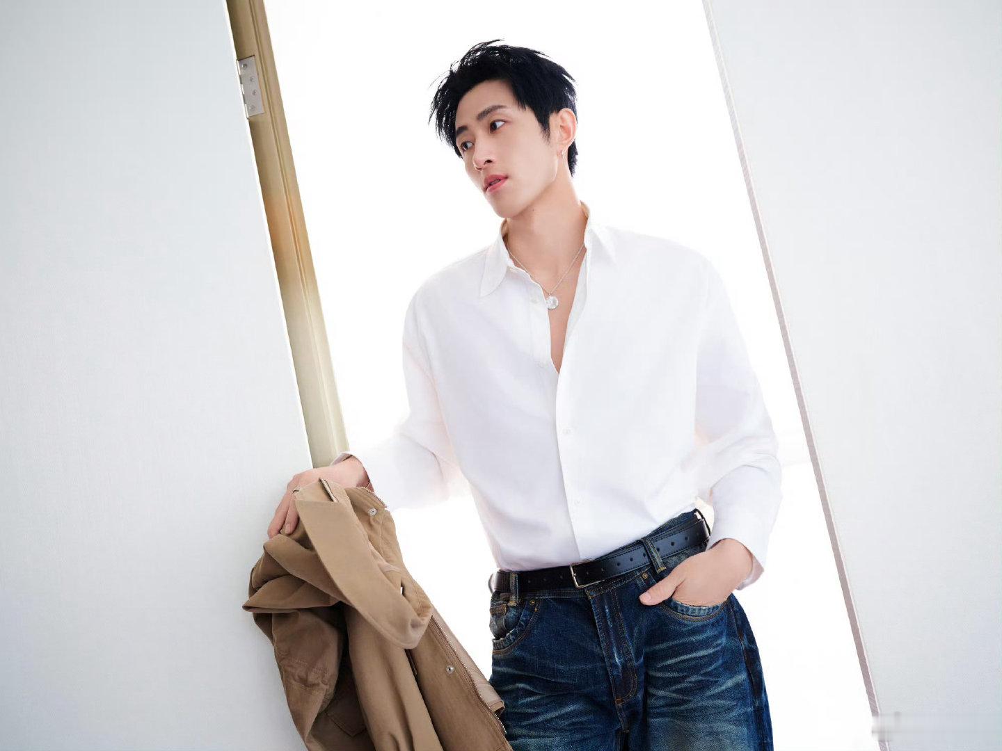 #王凯沐[超话]##王凯沐叶云程# 💙#王凯沐灼灼烈日# 

王凯沐，你的每一次成功都是我们共同的喜悦，你的每一个梦想都是我们共同的希望！🌟

​