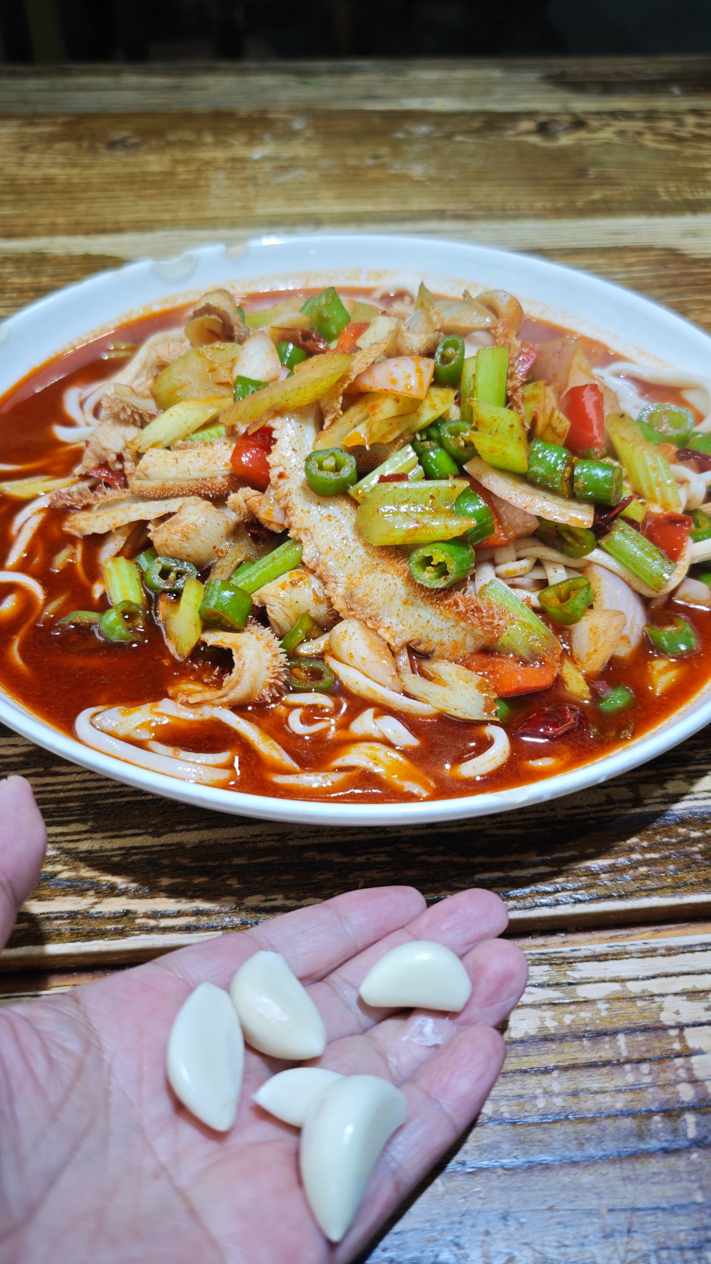 plog日记 家附近发现又开一家爆肚面，量有点大，本来吃不完，喜欢面食又太好吃，竟然吃个光光。午餐美食分享plog[超话] ​​​