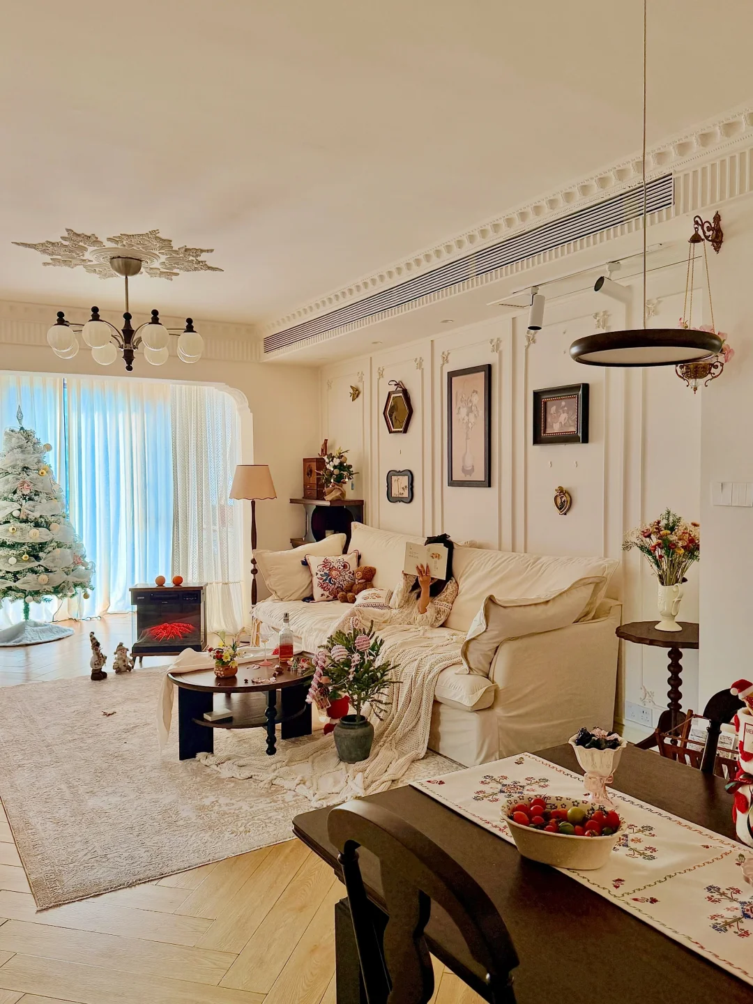 被法式复古风的家美到了｜迎着朝阳，家在发光