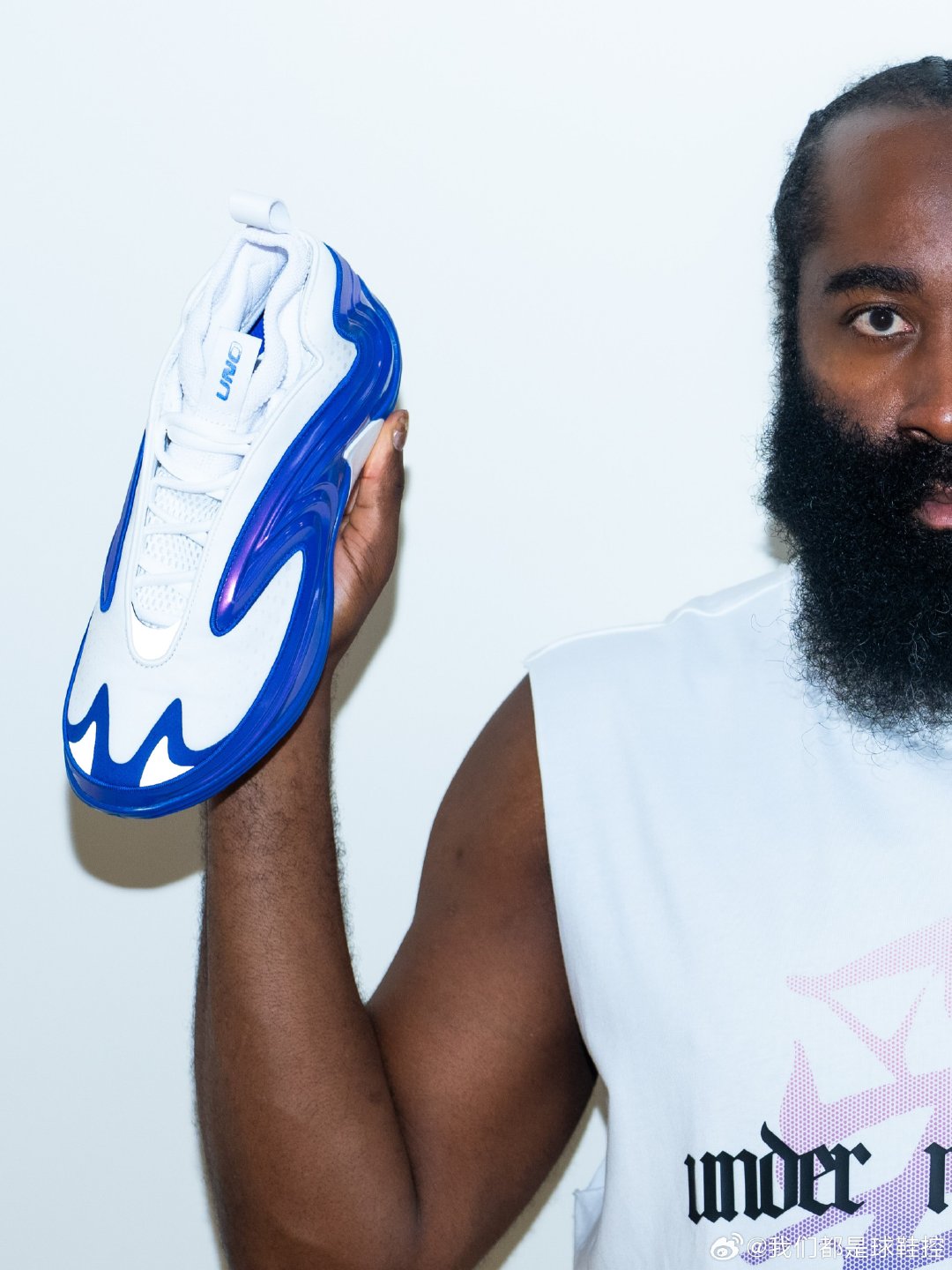 哈登：看我的新鞋 adidas Harden Vol. 11 👀

 - © jjarden13 ​​​ #鞋控的日常# ​