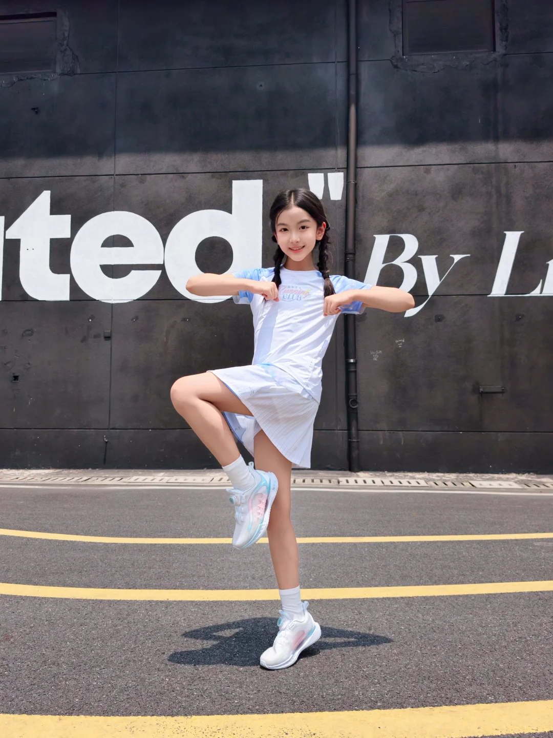 小孩姐夏日运动OOTD  解锁运动少女风